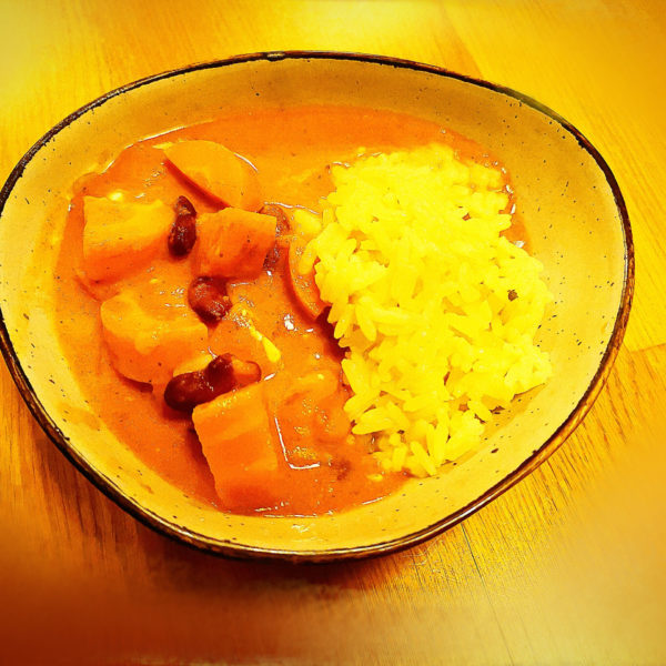 Veganes Karotten-Gulasch